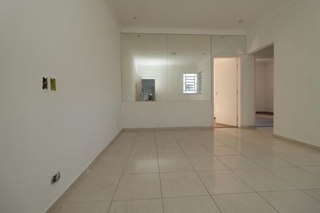 Apartamento para alugar com 81m², 2 quartos e sem vagaSala