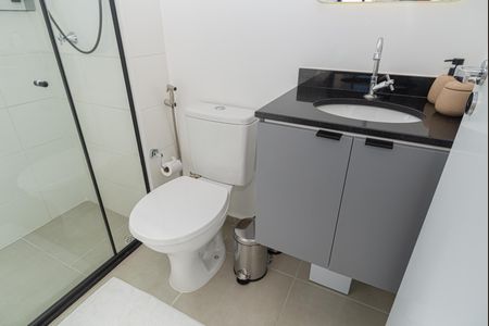 Apartamento para alugar com 25m², 1 quarto e sem vaga Apartamento para alugar com 25m², 1 quarto e sem vagaBanheiro da Suíte
