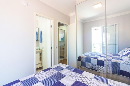 Suíte de apartamento à venda com 3 quartos, 74m² em Vila Yara, Osasco