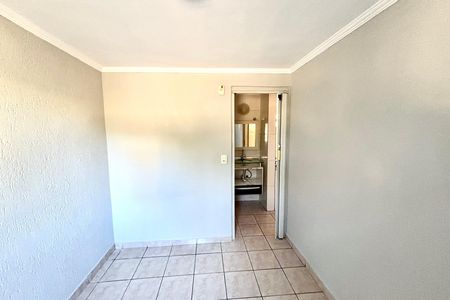 Quarto 2 de apartamento para alugar com 3 quartos, 70m² em Conjunto Residencial José Bonifácio, São Paulo