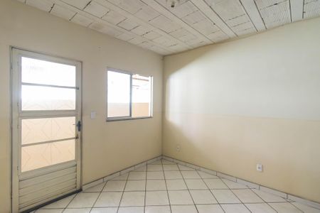 Sala de casa para alugar com 2 quartos, 60m² em Nova Cidade, São Gonçalo