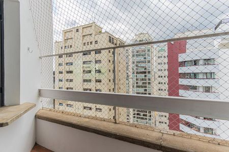 Apartamento à venda com 70m², 1 quarto e 1 vaga
