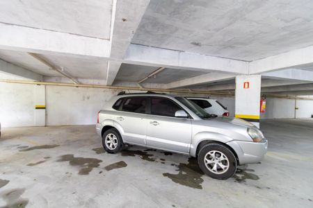 Garagem de apartamento para alugar com 3 quartos, 54m² em Cavalhada, Porto Alegre