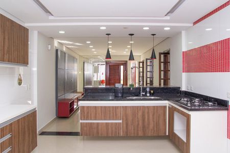 Casa para alugar com 240m², 2 quartos e 2 vagas