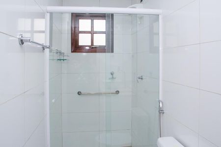 Casa para alugar com 240m², 2 quartos e 2 vagas