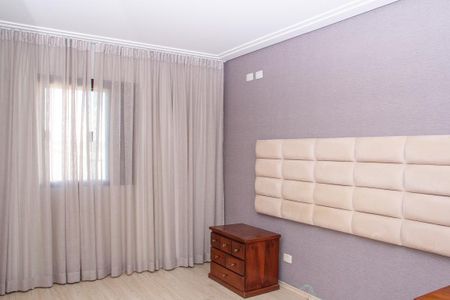 Casa para alugar com 240m², 2 quartos e 2 vagas