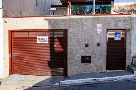 Casa para alugar com 240m², 2 quartos e 2 vagas