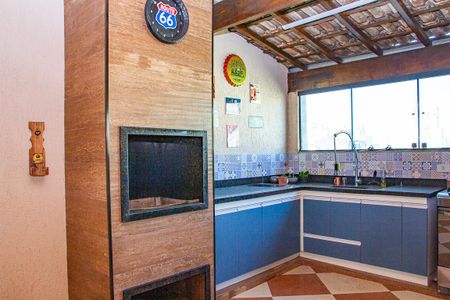 Casa para alugar com 240m², 2 quartos e 2 vagas