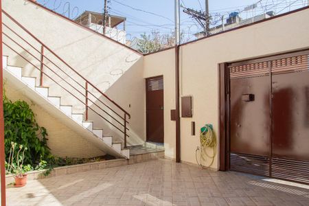 Casa para alugar com 240m², 2 quartos e 2 vagas