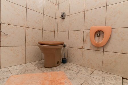 Banheiro de casa para alugar com 2 quartos, 90m² em Vila Isolina Mazzei, São Paulo