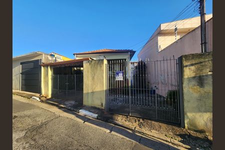 Fachada de casa para alugar com 2 quartos, 60m² em Vila Isolina Mazzei, São Paulo
