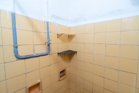 Casa para alugar com 50m², 2 quartos e sem vaga Casa para alugar com 50m², 2 quartos e sem vagaBanheiro