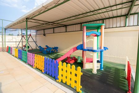 Apartamento à venda com 55m², 2 quartos e 1 vaga Apartamento à venda com 55m², 2 quartos e 1 vagaÁrea comum - Playground
