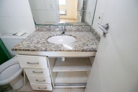 Apartamento à venda com 55m², 2 quartos e 1 vaga Apartamento à venda com 55m², 2 quartos e 1 vagaBanheiro da Suíte