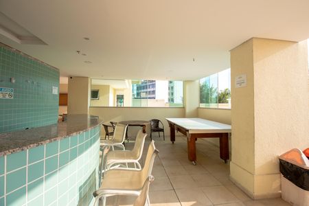 Apartamento à venda com 55m², 2 quartos e 1 vaga Apartamento à venda com 55m², 2 quartos e 1 vagaÁrea comum - Piscina