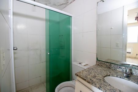 Apartamento à venda com 55m², 2 quartos e 1 vaga Apartamento à venda com 55m², 2 quartos e 1 vagaBanheiro da Suíte