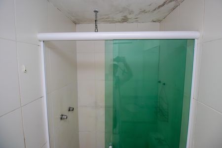Apartamento à venda com 55m², 2 quartos e 1 vaga Apartamento à venda com 55m², 2 quartos e 1 vagaBanheiro da Suíte