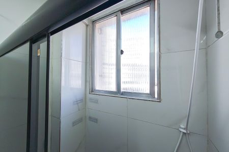 Apartamento à venda com 56m², 2 quartos e sem vaga Apartamento à venda com 56m², 2 quartos e sem vagaBanheiro