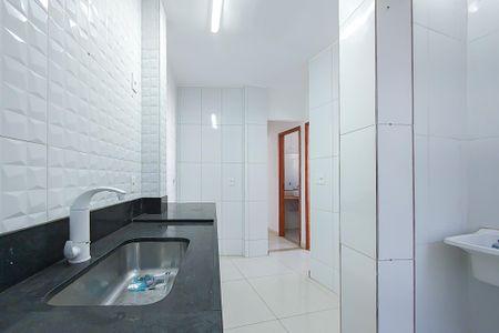 Apartamento à venda com 56m², 2 quartos e sem vaga Apartamento à venda com 56m², 2 quartos e sem vagaCozinha