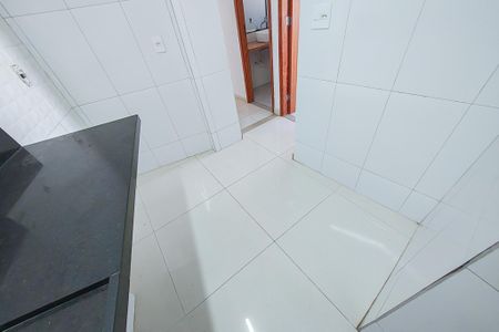 Apartamento à venda com 56m², 2 quartos e sem vaga Apartamento à venda com 56m², 2 quartos e sem vagaCozinha