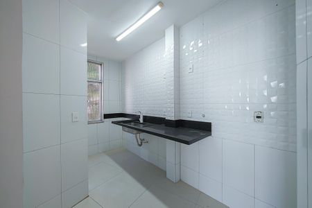 Apartamento à venda com 56m², 2 quartos e sem vaga Apartamento à venda com 56m², 2 quartos e sem vagaCozinha