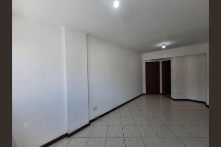 Apartamento para alugar com 80m², 2 quartos e sem vaga