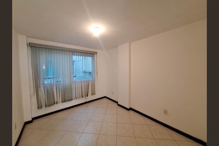Apartamento para alugar com 80m², 2 quartos e sem vaga