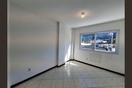 Apartamento para alugar com 80m², 2 quartos e sem vaga