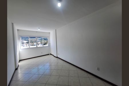 Apartamento para alugar com 80m², 2 quartos e sem vaga