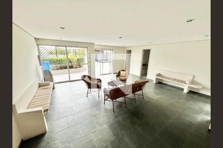Apartamento para alugar com 76m², 3 quartos e 2 vagas Apartamento para alugar com 76m², 3 quartos e 2 vagasHall