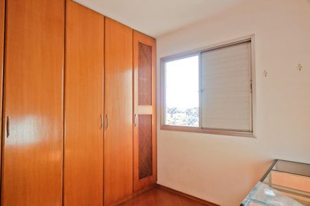 Apartamento para alugar com 76m², 3 quartos e 2 vagas Apartamento para alugar com 76m², 3 quartos e 2 vagasQuarto 2