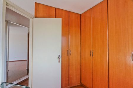 Apartamento para alugar com 76m², 3 quartos e 2 vagas Apartamento para alugar com 76m², 3 quartos e 2 vagasQuarto 2