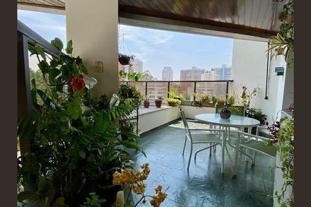 Apartamento à venda com 197m², 3 quartos e 3 vagas