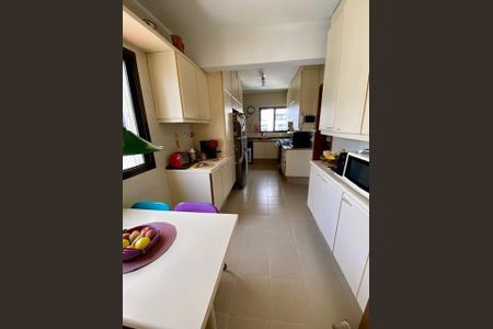 Apartamento à venda com 197m², 3 quartos e 3 vagas