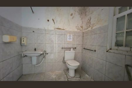 Casa à venda com 250m², 3 quartos e 2 vagasFoto 04