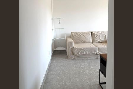 Apartamento para alugar com 70m², 2 quartos e 2 vagasFoto 03