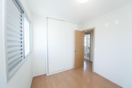 Apartamento à venda com 87m², 3 quartos e 2 vagas Apartamento à venda com 87m², 3 quartos e 2 vagasquarto 2