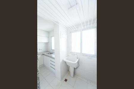 Apartamento à venda com 87m², 3 quartos e 2 vagas Apartamento à venda com 87m², 3 quartos e 2 vagasÁrea de Serviço