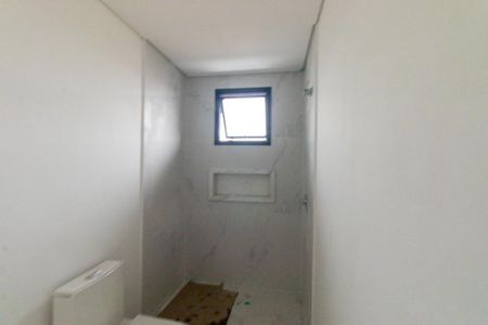 Casa à venda com 129m², 3 quartos e 2 vagas Casa à venda com 129m², 3 quartos e 2 vagasBanheiro da Suite