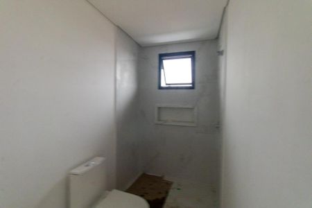 Banheiro da Suite de casa à venda com 3 quartos, 129m² em Boqueirão, Curitiba