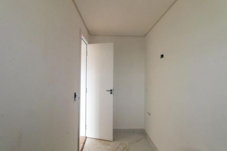Casa à venda com 129m², 3 quartos e 2 vagas Casa à venda com 129m², 3 quartos e 2 vagasBanheiro da Suite