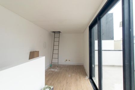 Casa à venda com 129m², 3 quartos e 2 vagas Casa à venda com 129m², 3 quartos e 2 vagasEscritório