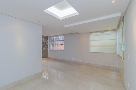 Apartamento à venda com 3 quartos, 90m² em São Lucas, Belo Horizonte