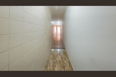 Entrada  de casa para alugar com 2 quartos, 97m² em Jardim Três Marias, São Paulo