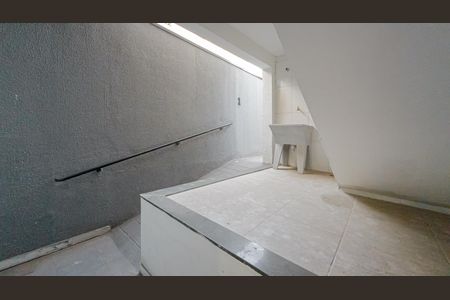 Área de Serviço de casa para alugar com 2 quartos, 97m² em Jardim Três Marias, São Paulo