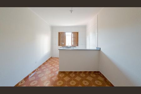 Cozinha de casa para alugar com 2 quartos, 97m² em Jardim Três Marias, São Paulo