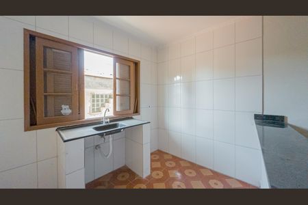 Cozinha de casa para alugar com 2 quartos, 97m² em Jardim Três Marias, São Paulo