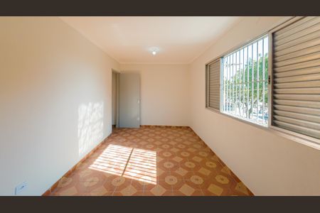 Quarto 2 de casa para alugar com 2 quartos, 97m² em Jardim Três Marias, São Paulo