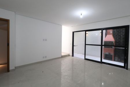 Casa para alugar com 3 quartos, 200m² em Penha de França, São Paulo
