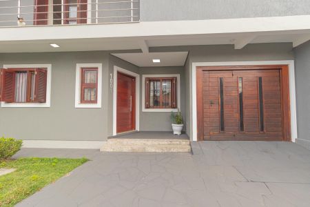 Entrada de casa à venda com 3 quartos, 260m² em Igará, Canoas